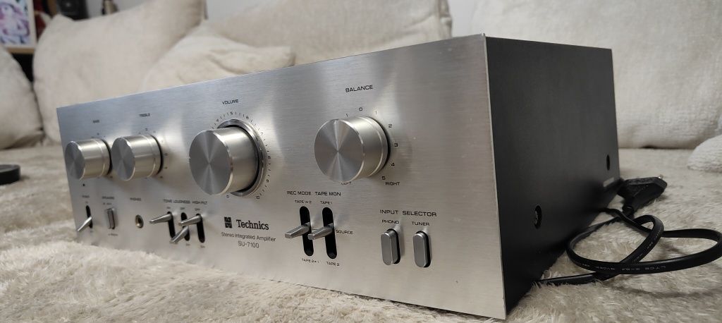 Wzmacniacz Technics SU-7100