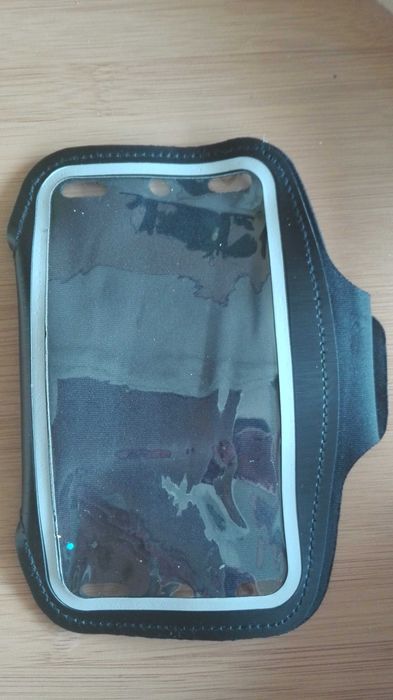 Braçadeira desportiva telemóvel