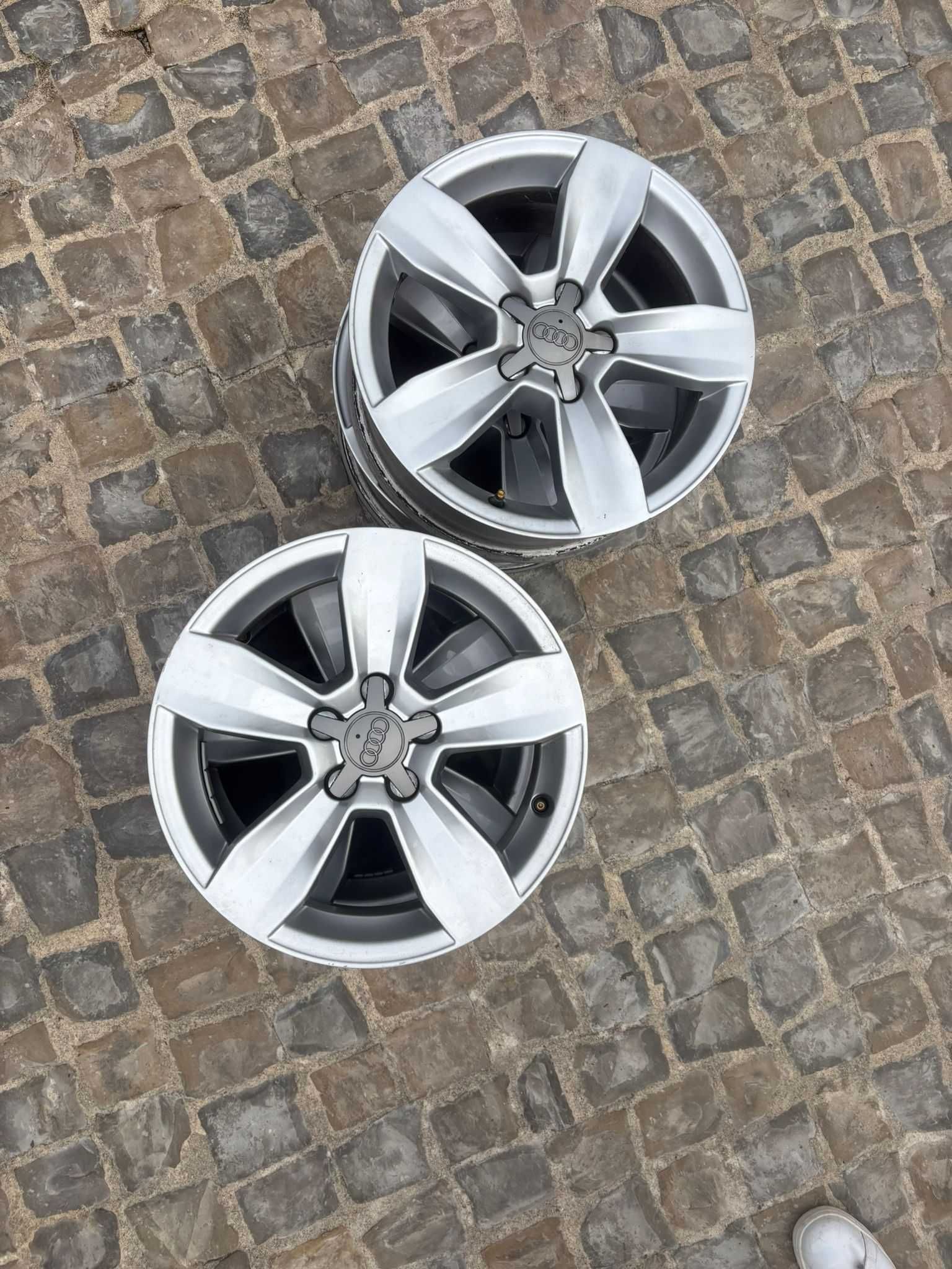 Jantes Originais Audi 17" – 5 Furos – Conjunto de 4
