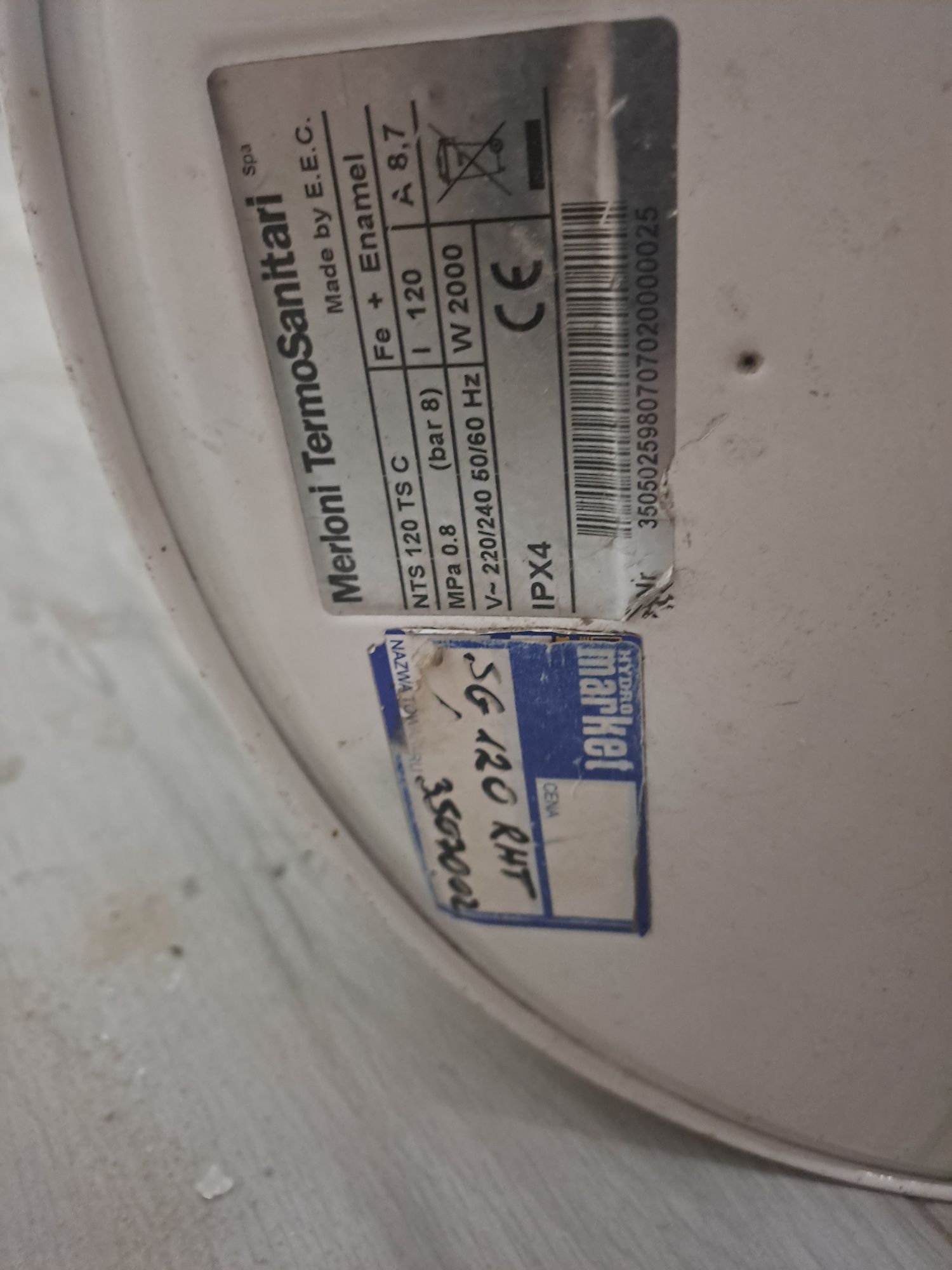 Sprzedam  bojler elektryczny .