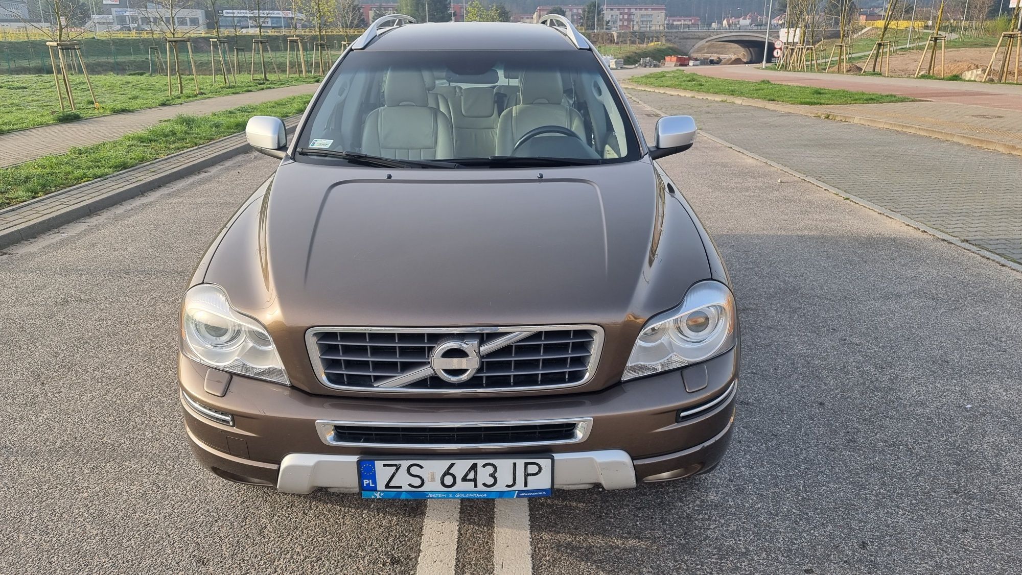 Volvo xc 90 2,4 D5 4x4 7 osób/ Skóra/ xenon /podgrzewane fotele itd