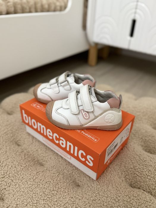 Кросівки Biomecanics