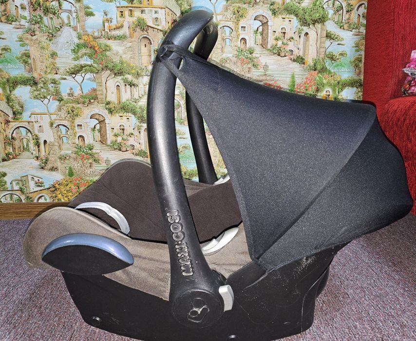 Крісло автомобільне дитяче Maxi-Cosi