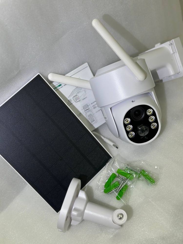 PTZ поворотная автономная  WIFI камера с солнечной панелью