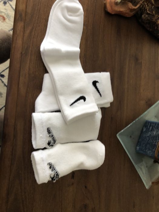 Meias Nike brancas