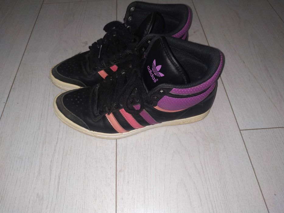 Женские  кросівки кожа замш ботинки