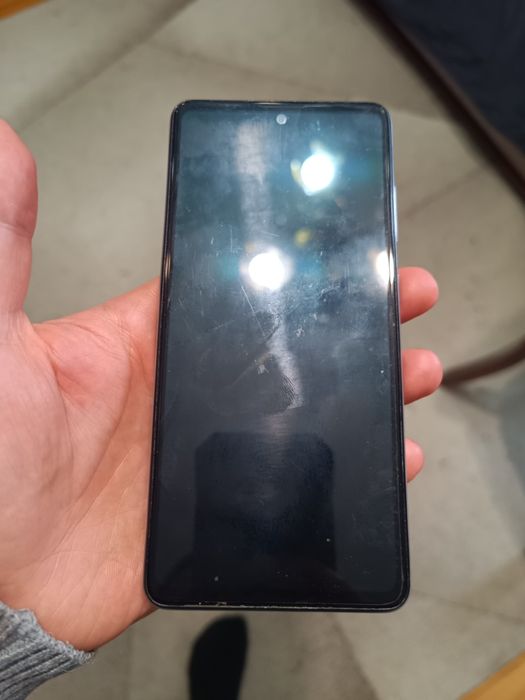 Продам (б/у) Смартфон Samsung Galaxy A52 4/128Gb Violet