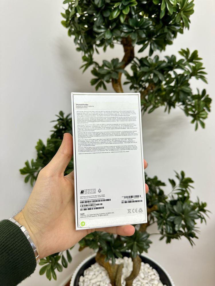 IPhone 14 Pro Max Silver 256 GB + Acessorios e Garantia