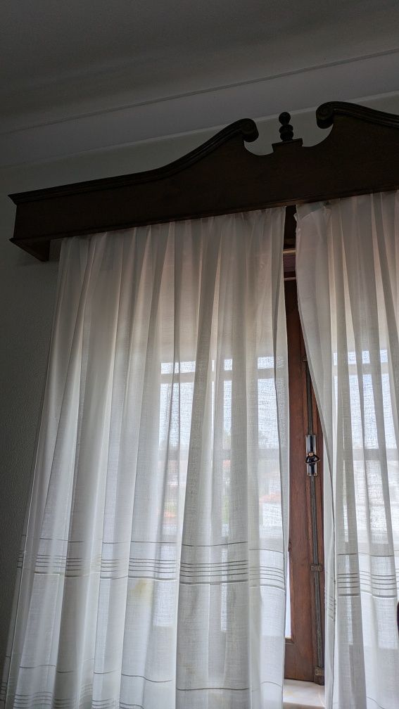 Sanefa para quarto ou sala