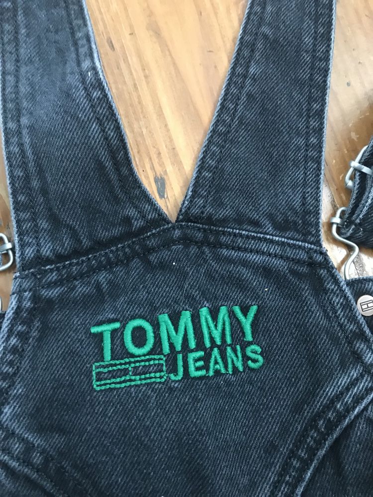 Sukienka jeans czarna,spudniczka,ogrodniczki,Tommy Jeans rozmiar XS