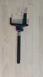 Selfiestick z przyciskiem bluetooth