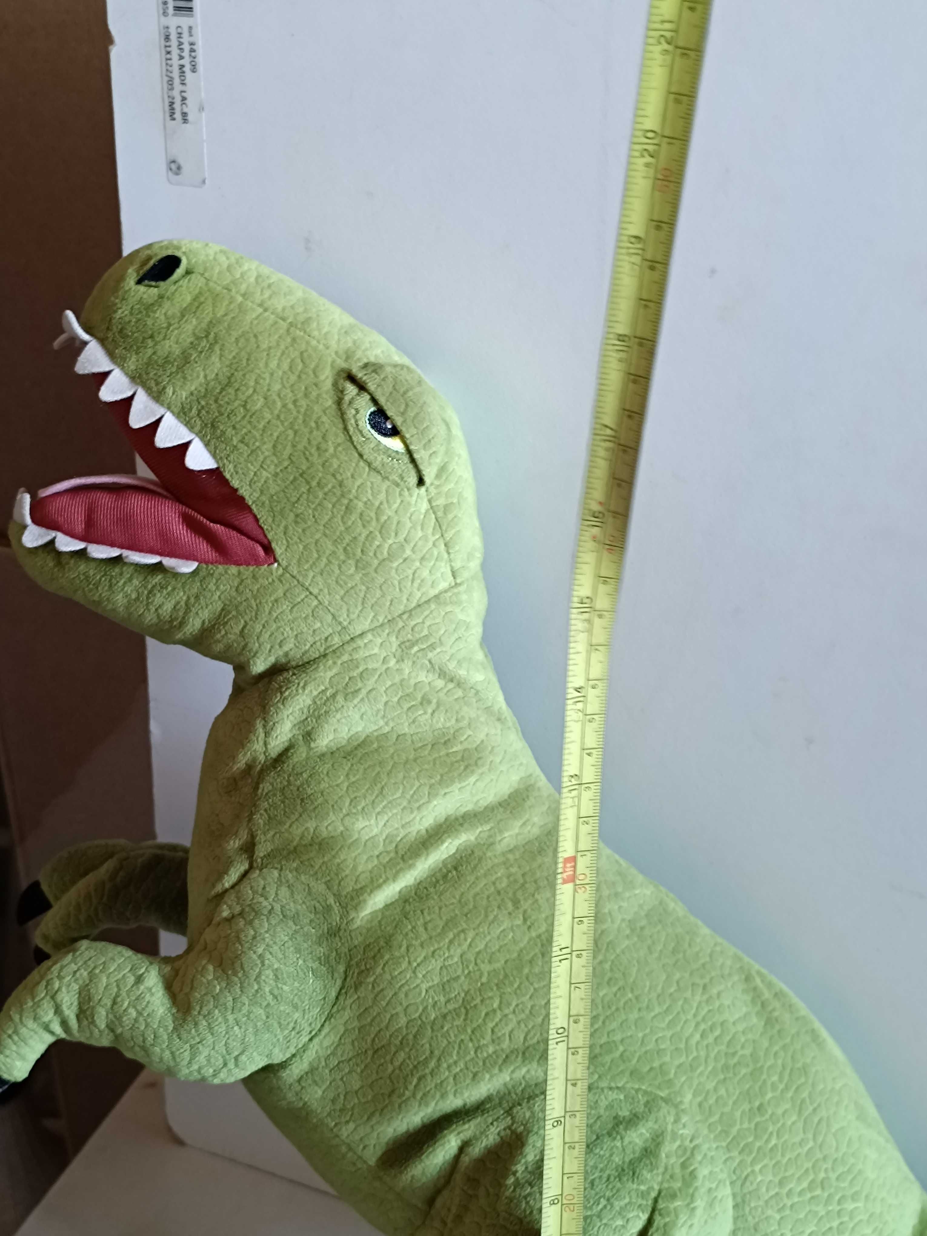 2 Peluches Dinossauros grandes