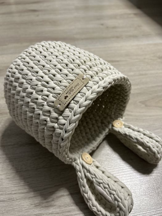 В’язаний кошик на дитяче ліжечко