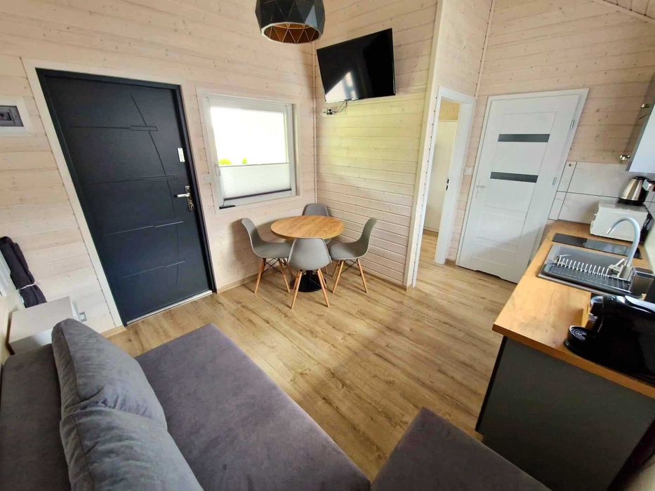 Ośrodek wczasowy 8 domków Ustronie Morskie ,gotowy biznes