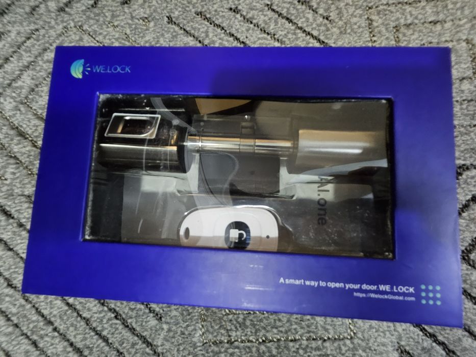 Feixo welock com impressão digital e comando