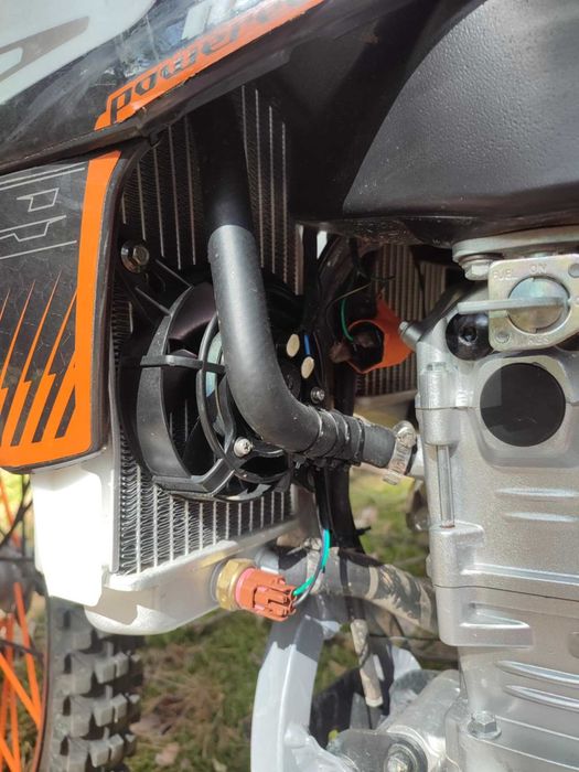 Cross Asix XB-39 300ccm SUPER STAN