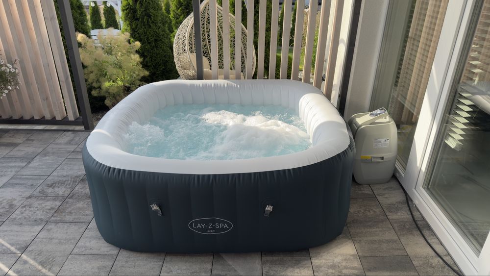 Jacuzzy lay-z-spa ibiza jacuzzi