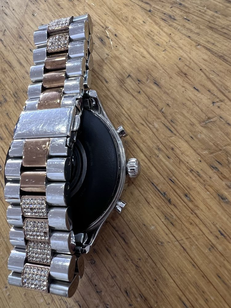 Smartwatch Michael Kors p/ peças