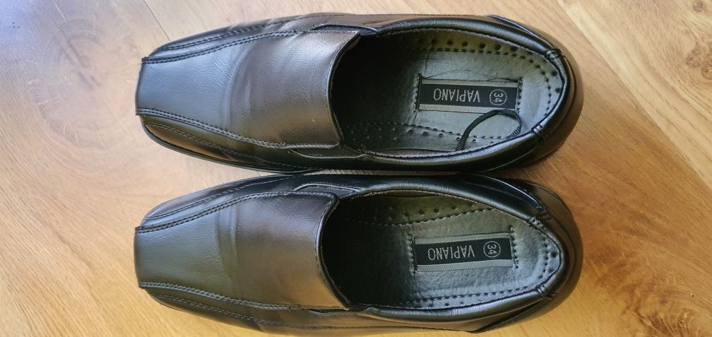 Buty dziecięce wyjściowe, komunijne, VAPIANO, półbuty, rozmiar 34.