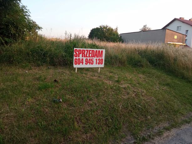 Działkę budowlaną sprzedam