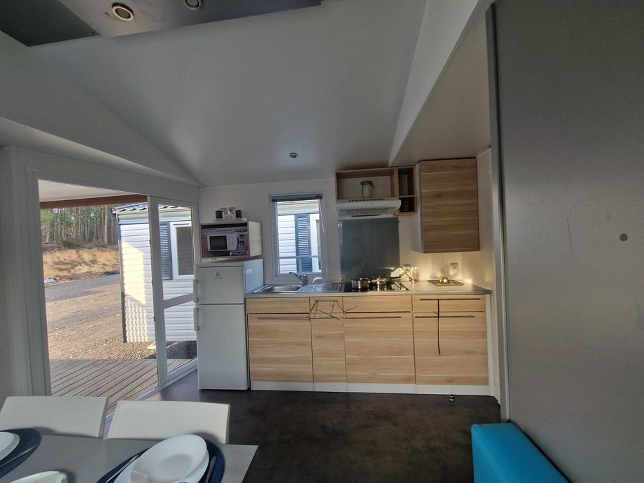 Mobil Home V2 com alpendre, totalmente equipada e com oferta entrega!