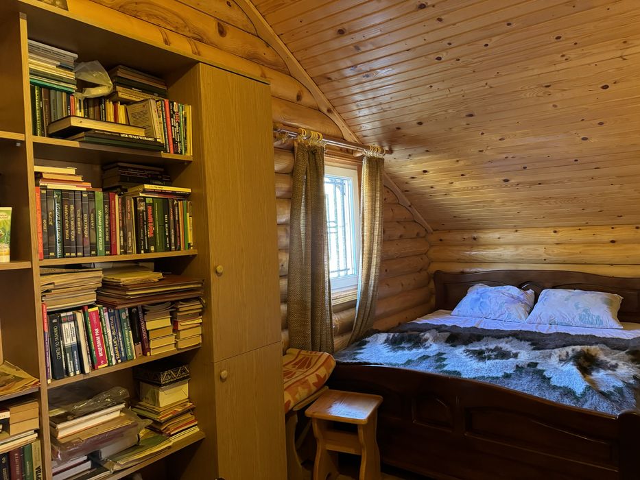 Продам будинок у с. Східниці