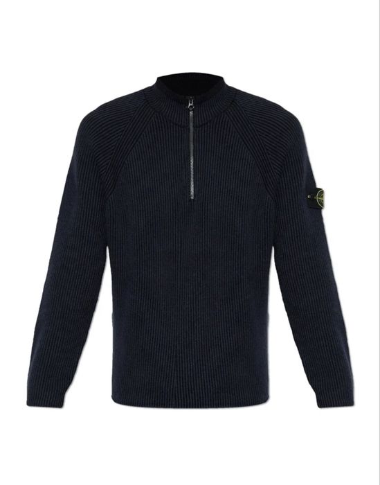 Светр оригінал Stone Island, колекція 25 року, розмір Л