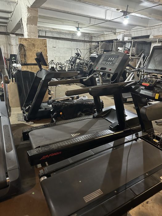 Орбитрек,беговые дорожки, велотренажеры Technogym,life fitness, Precor