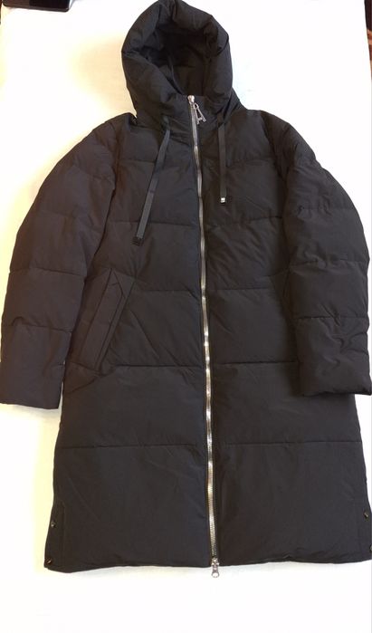 Жіноча куртка зимова довга