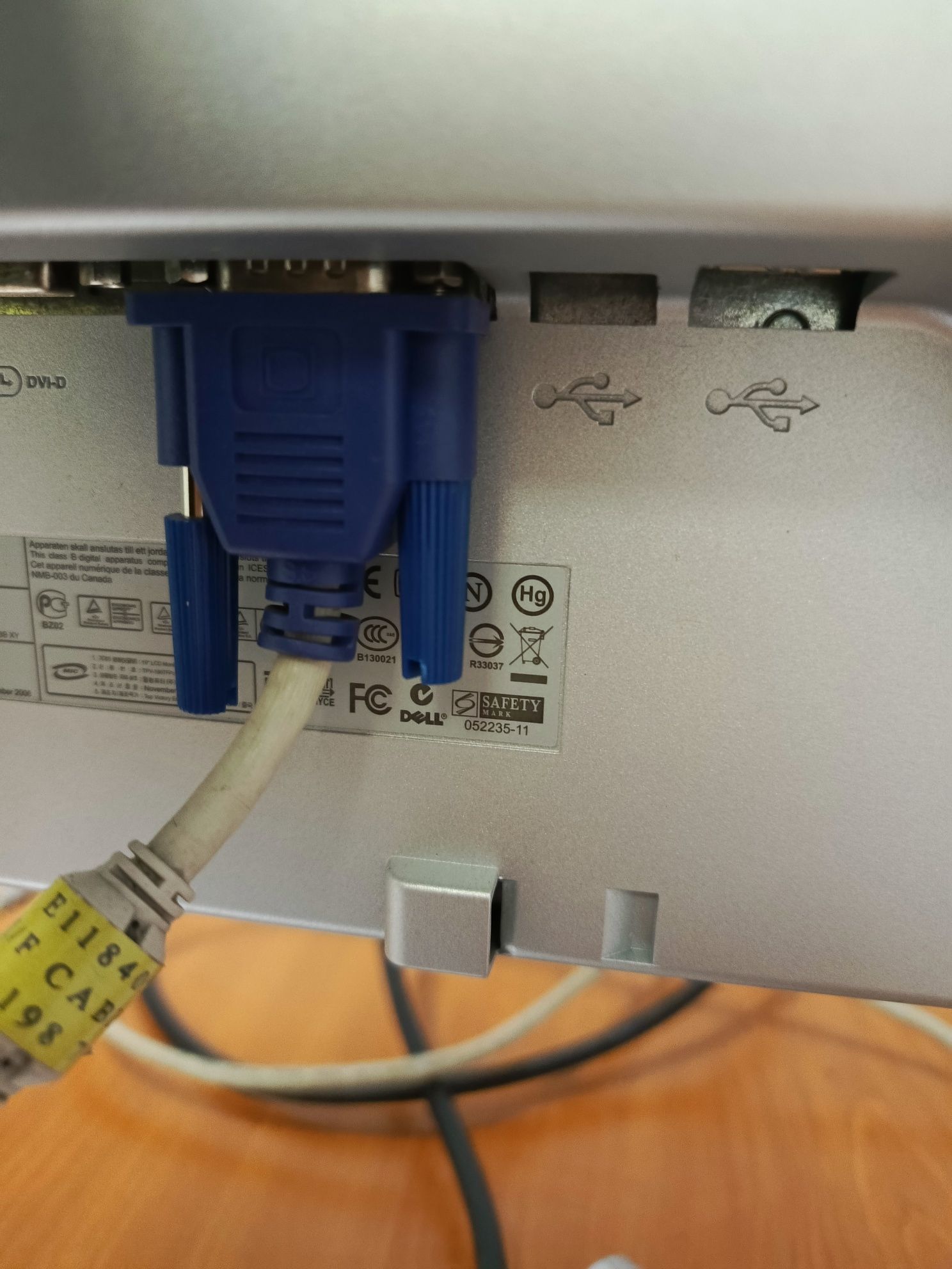 Monitor Dell  19 cali