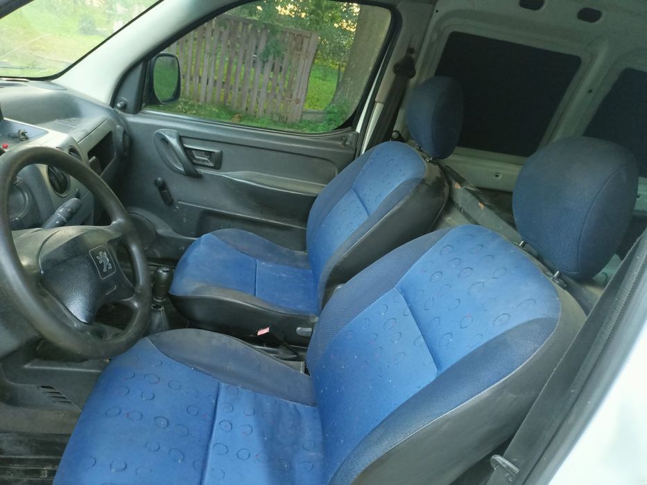 Peugeot Partner 1.2 газ-бензин