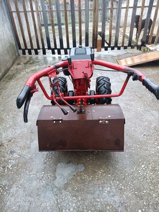 Vendo motocultivador 14 cavalos em muito bom estado