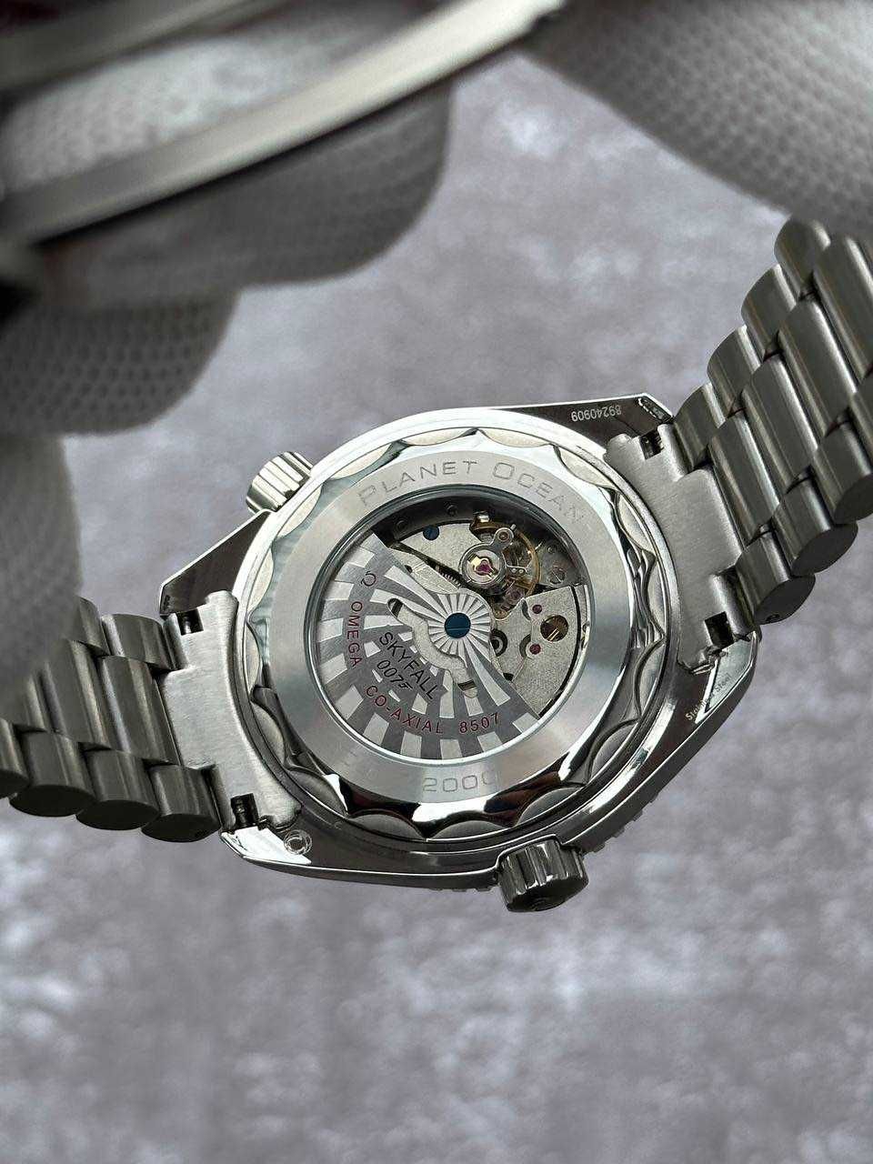 Швейцарские часы Omega Seamaster Professional 007 Black