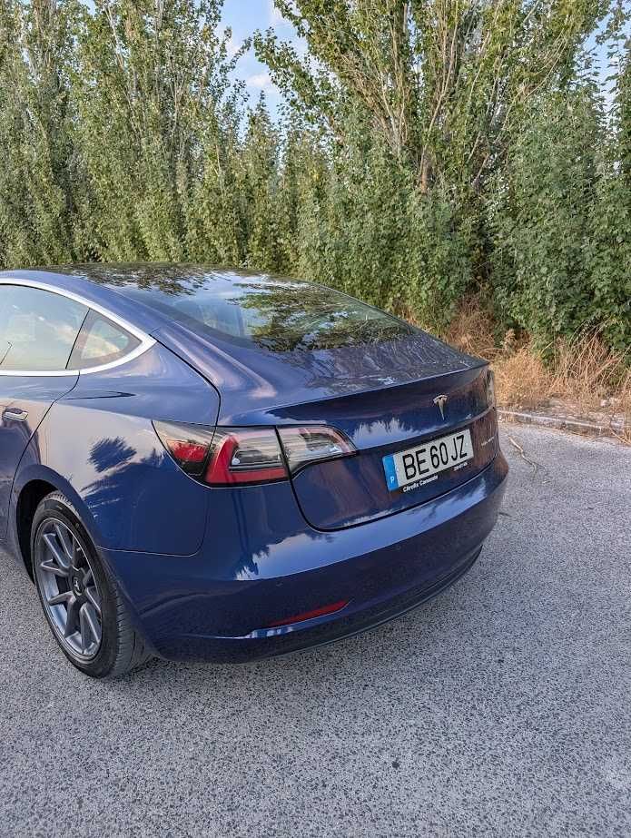 Tesla Model 3 Long Range Dual Motor 361kw - 490 cv