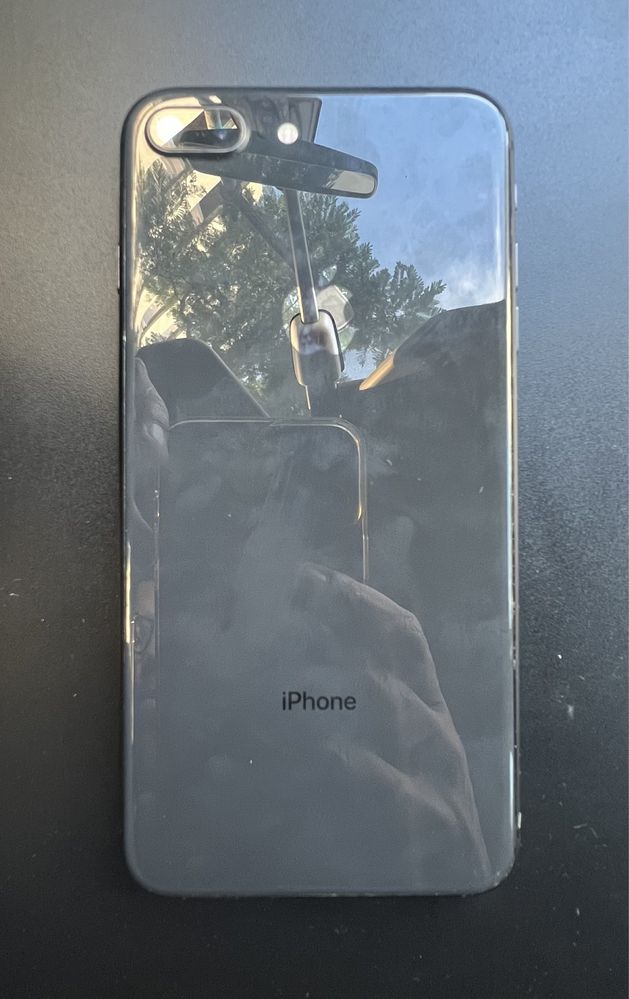 iPhone 8 Plus 64GB