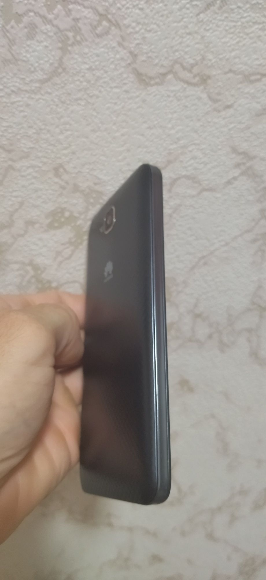 Хуавей , Huawei 3/16 полностью рабочий , вариант для ребенка