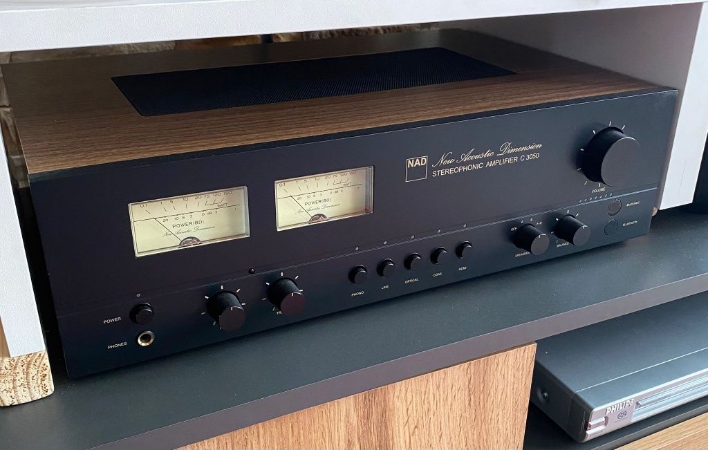 Wzmacniacz NAD C3050