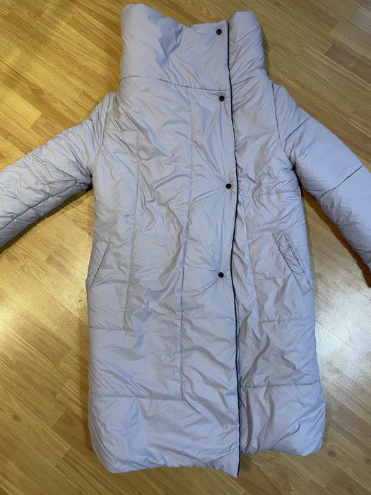 Продам жіночий пуховик