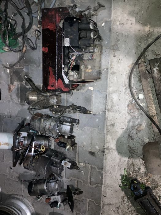 Silnik windy załadowczej AMA, Dautel,Dhollandia.