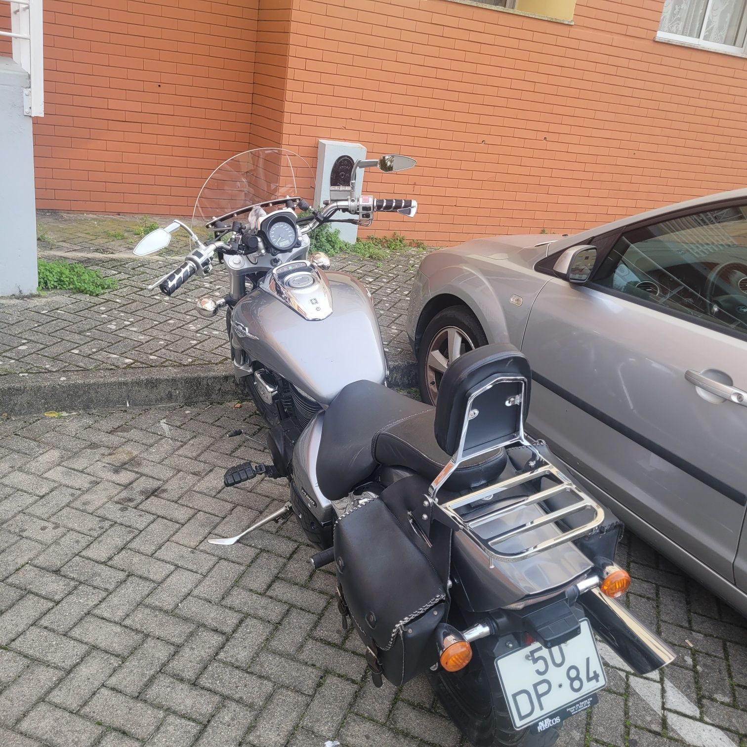 Suzuki intruder m800 **10mil kms**