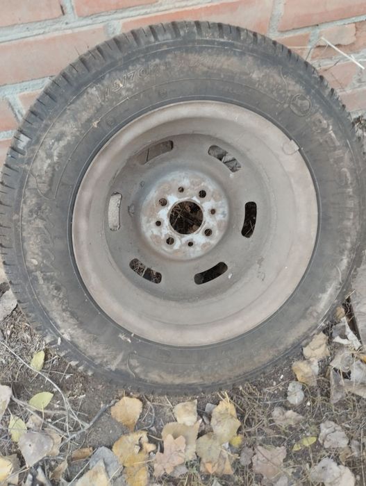 Продам колесо з диском R13