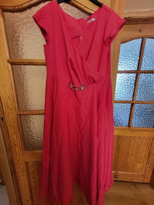 Suknia długa malinowa