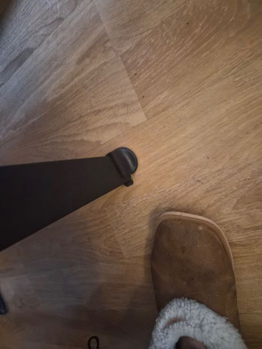 Chaise Long Le Corbusier em pele preta