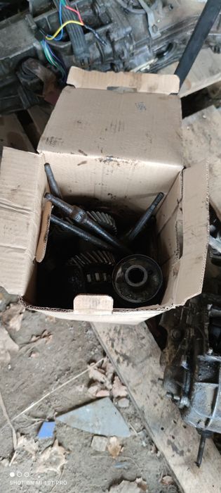 Роздатка розібрана ваз нива