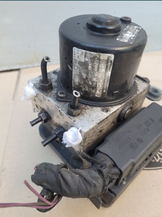 Вакуумний підсилювач гальм, блок абс на Golf 4 ,Audi, Skoda Octavia