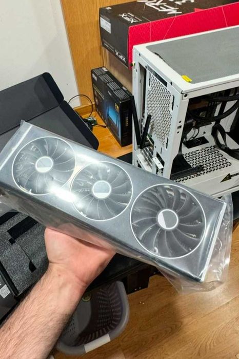 RX 7800 XT Merc 16Gb