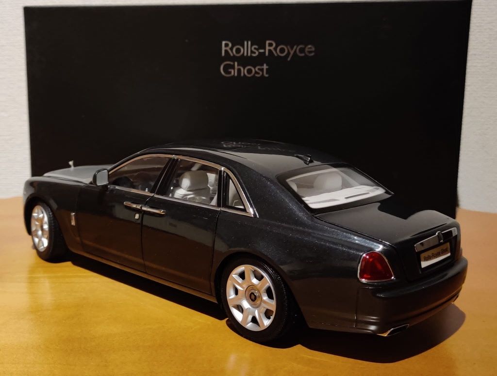 Model samochodu 1:18 Rolls-Royce Ghost