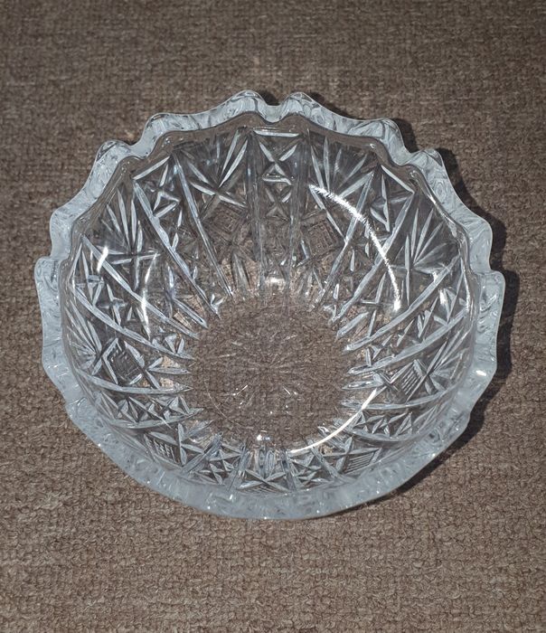 Хрустальные вазы 700 грн. За всё