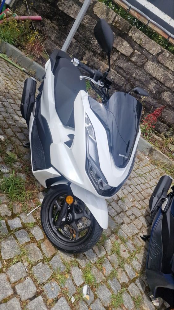 Vendo Moto PCX Nova