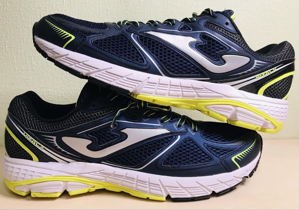 Кросівки JOMA 48 розмір